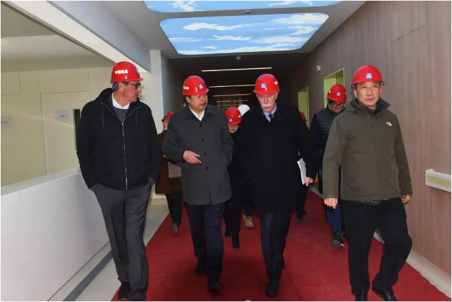 德中衛(wèi)生組織主席曼弗雷德·迪特一行來(lái)國(guó)際醫(yī)學(xué)參訪(fǎng)