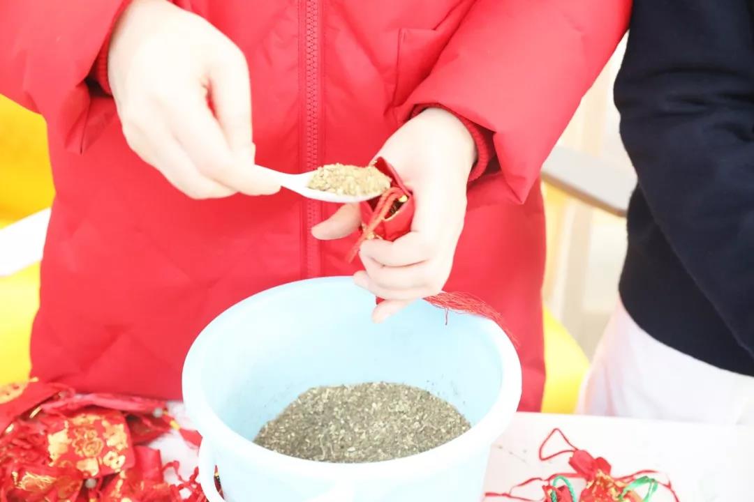 點(diǎn)贊！愛心捐款助力疫情防控