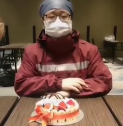 祝在前線奮戰(zhàn)的白衣戰(zhàn)士生日快樂！