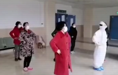 翩翩起舞！護(hù)士韓靜鼓勵(lì)患者抗擊疫情