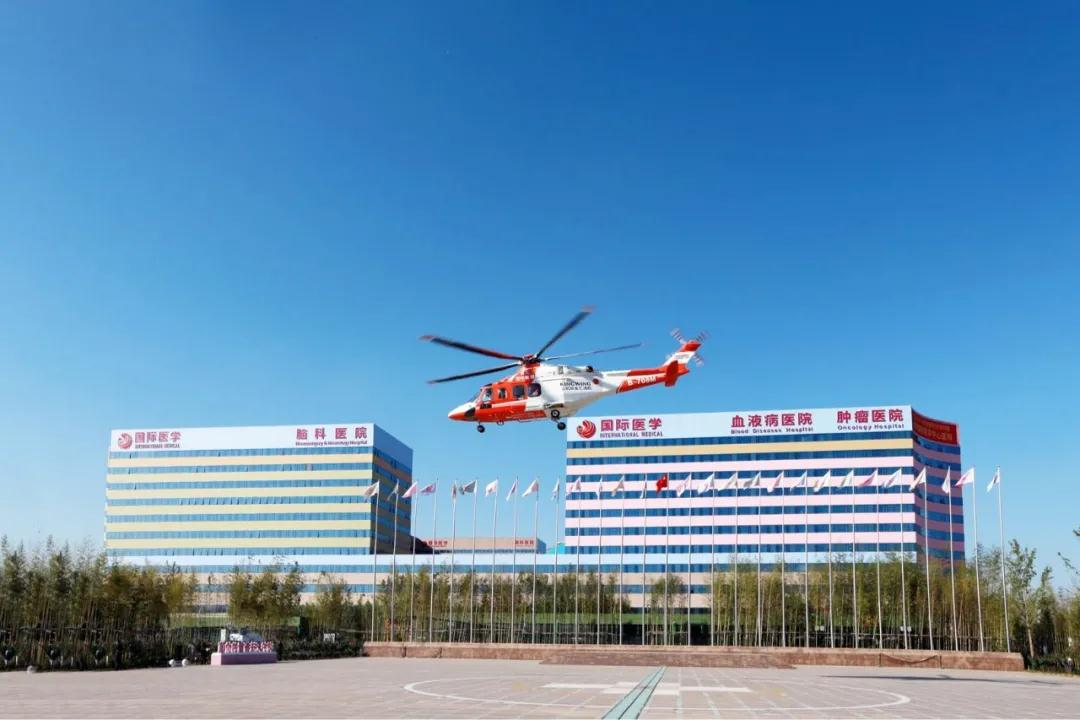 生命續(xù)航，分秒必爭！我院緊急救助一名跨省“飛”來的重癥患者