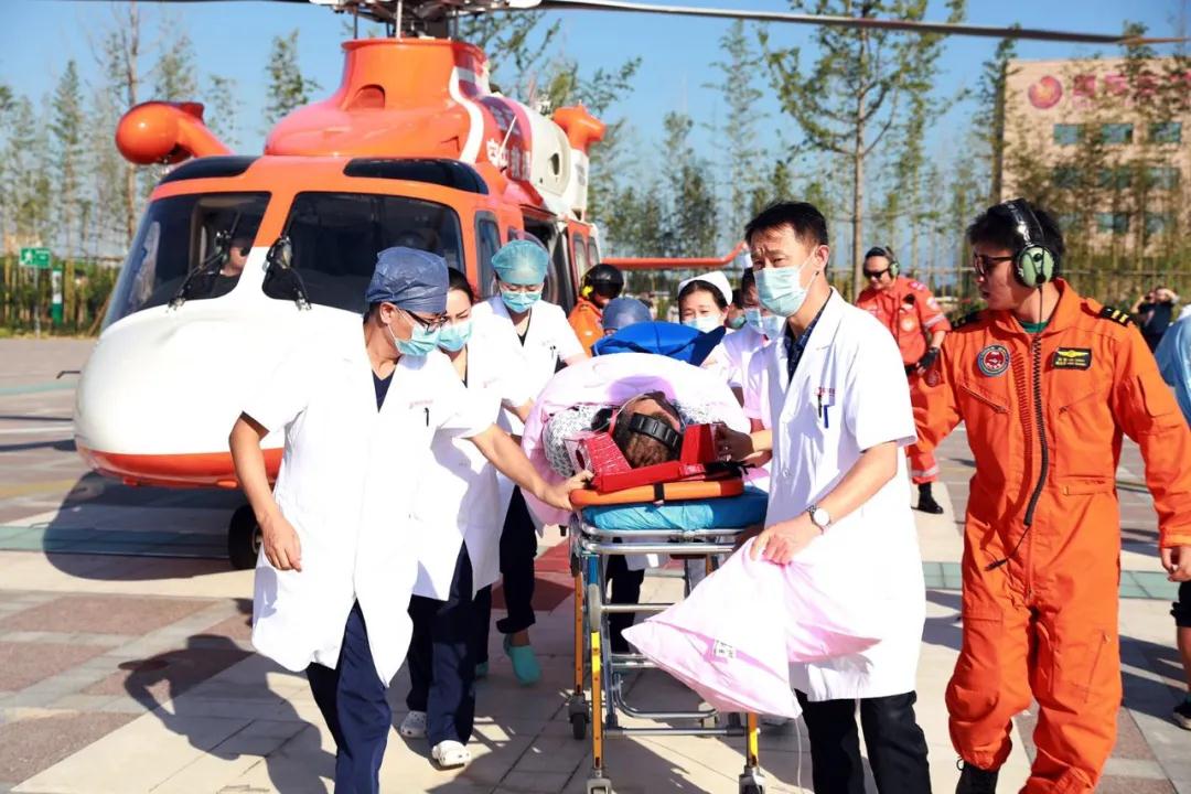 原點新聞—直升機(jī)跨省救援 危重病人順利轉(zhuǎn)院