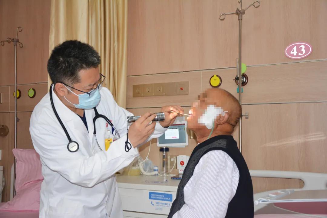 90歲的老爺爺患了腫瘤!放療中心“量身定制”診療方案，病情明顯緩解……