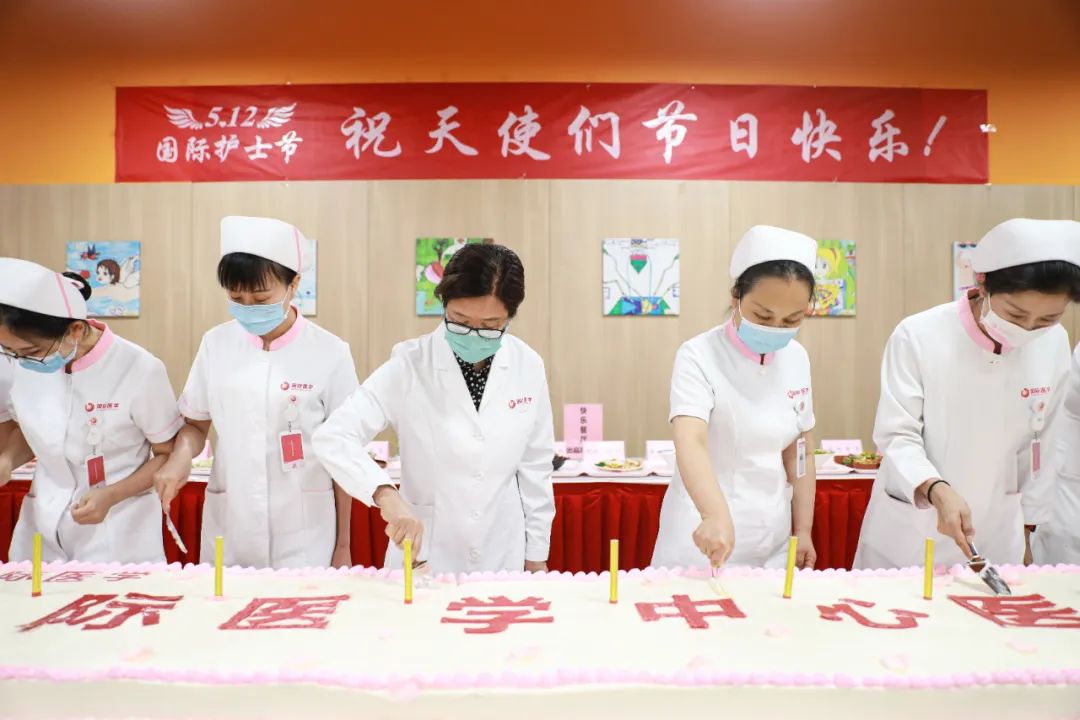 5·12國際護(hù)士節(jié)系列活動(dòng)之三|今天，讓所有鮮花為她們綻放！