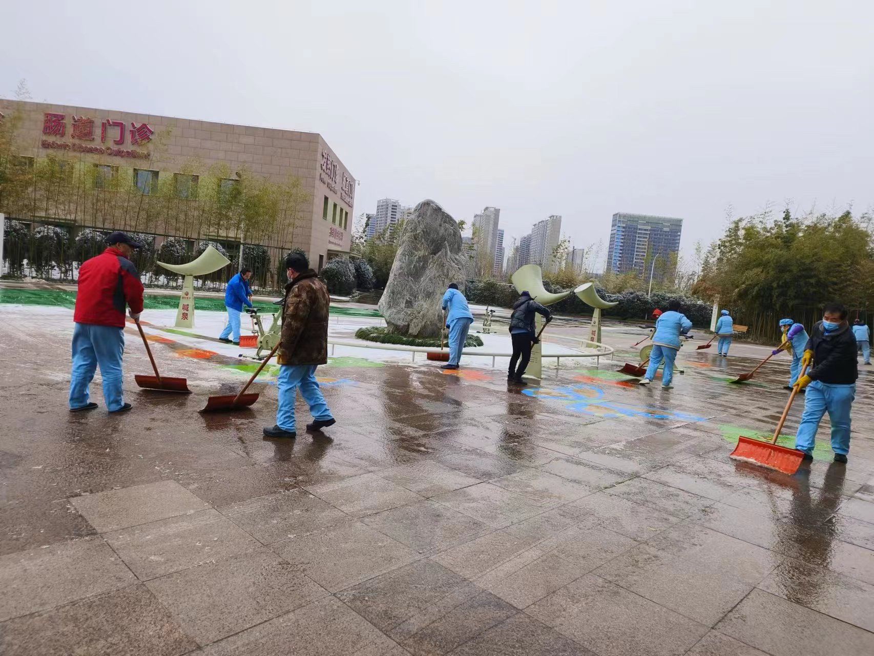 雪很美，他們也很美