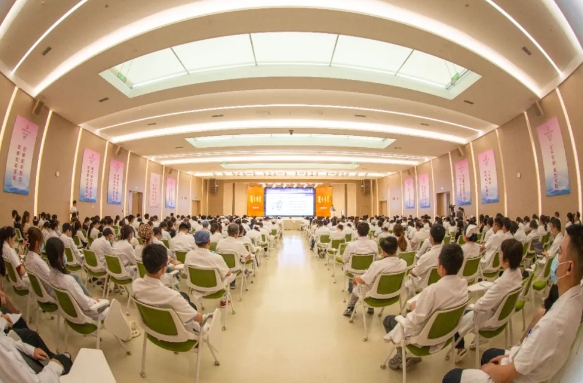 院士講堂 精彩紛呈！中國(guó)科學(xué)院竇科峰院士講授器官移植發(fā)展現(xiàn)狀