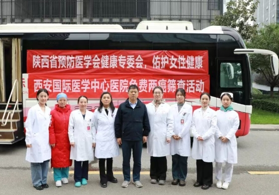 健康服務(wù)到身邊！我院“兩癌篩查”公益行走進(jìn)企業(yè)